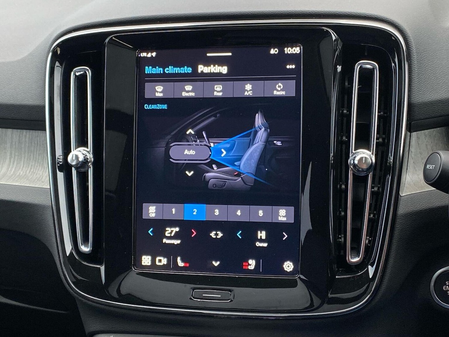 Used Volvo XC40 2025 for sale - 77489715: Photo 25