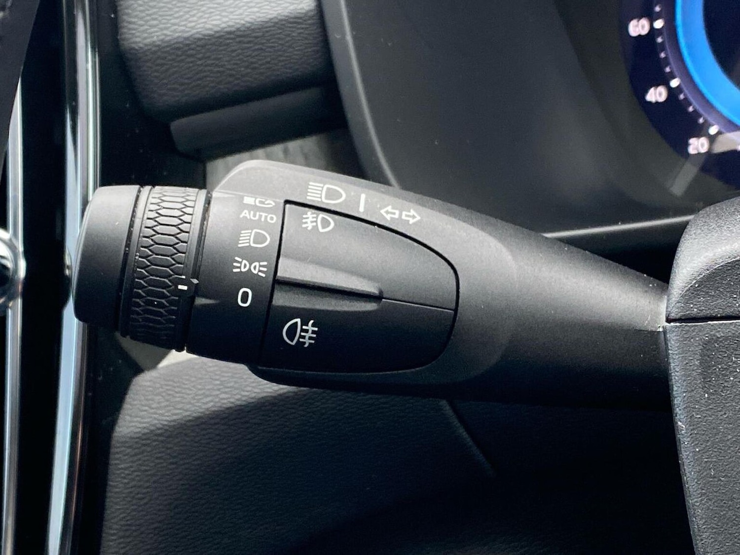 Used Volvo XC40 2025 for sale - 77489715: Photo 29