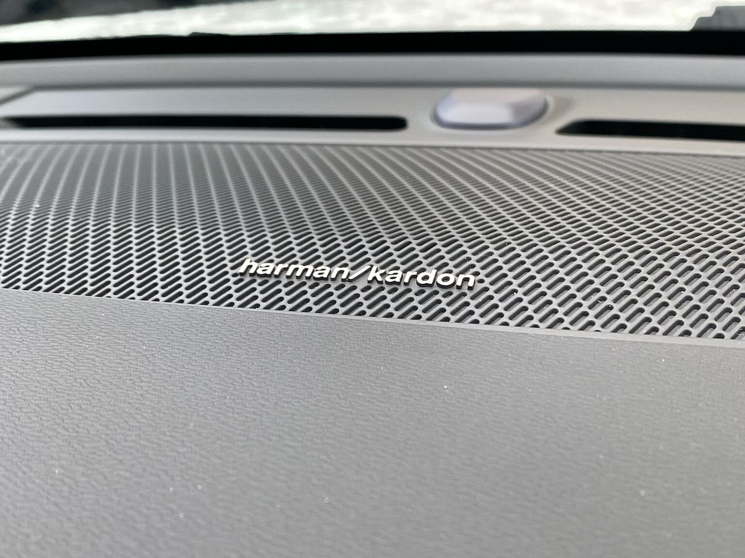 Used Volvo XC40 2025 for sale - 77489715: Photo 31