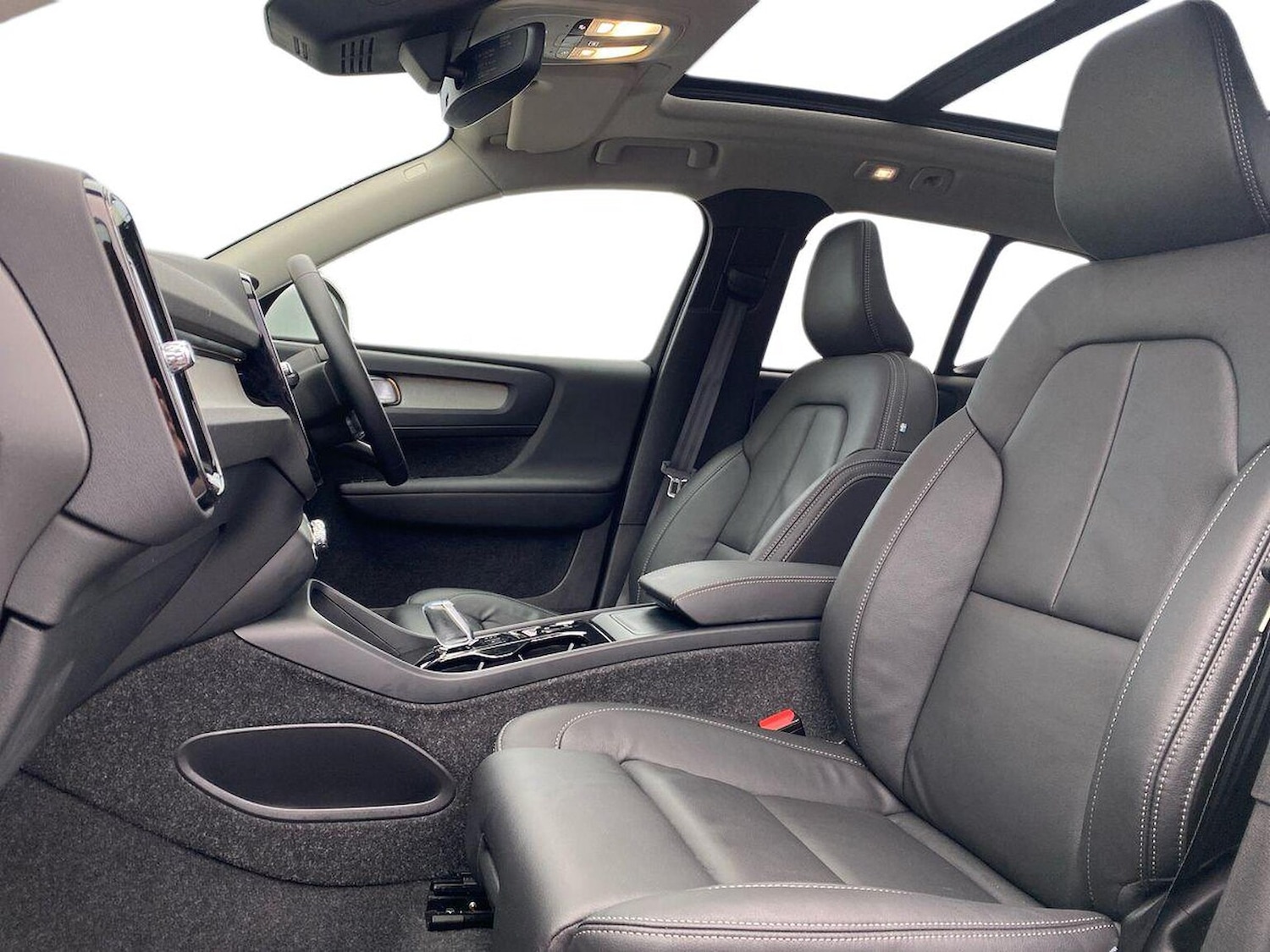 Used Volvo XC40 2025 for sale - 77489715: Photo 7