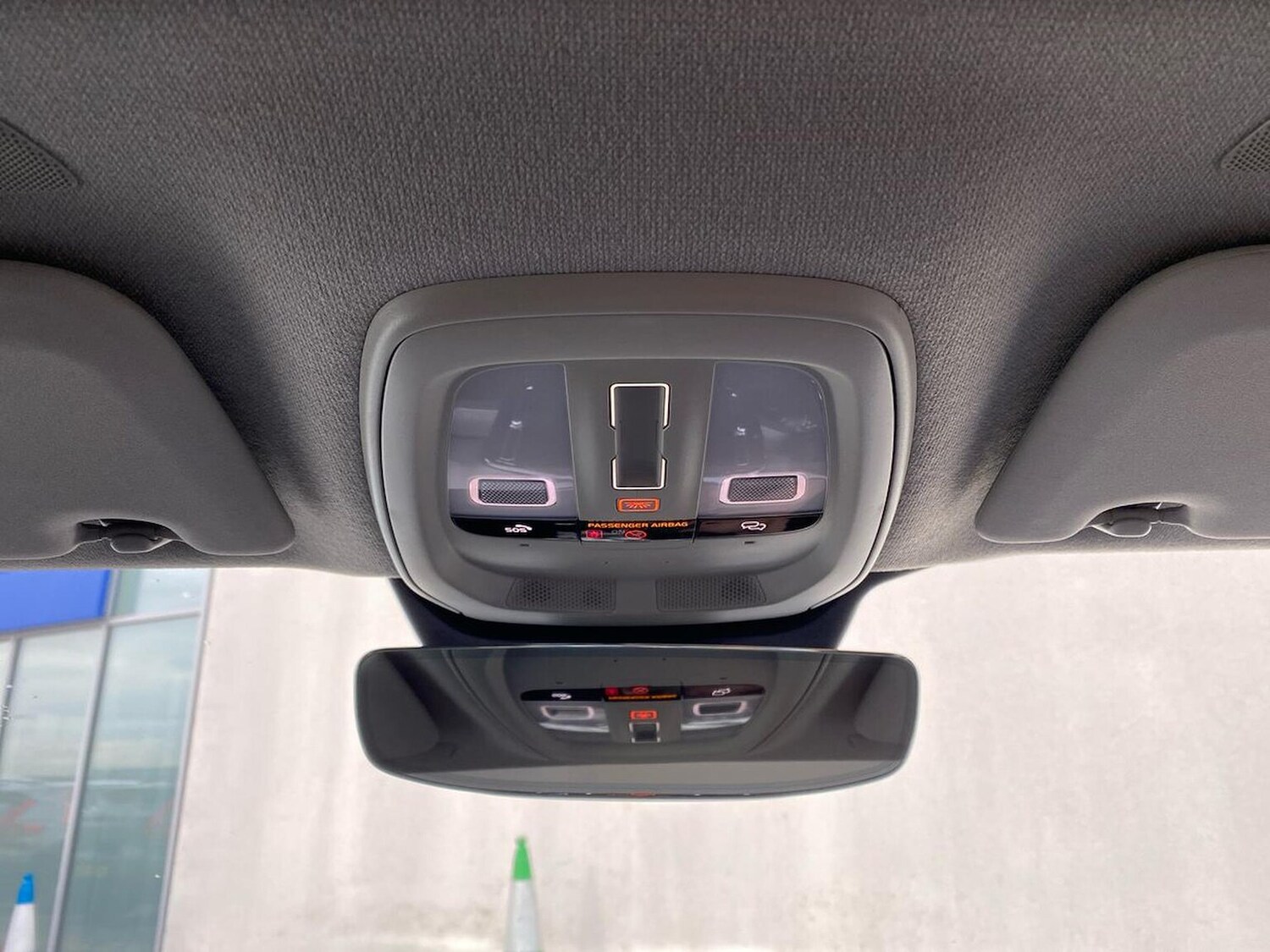 Used Volvo XC40 2025 for sale - 76618507: Photo 16