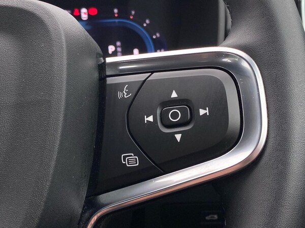 Used Volvo XC40 2023 for sale - 76299444: Photo 26