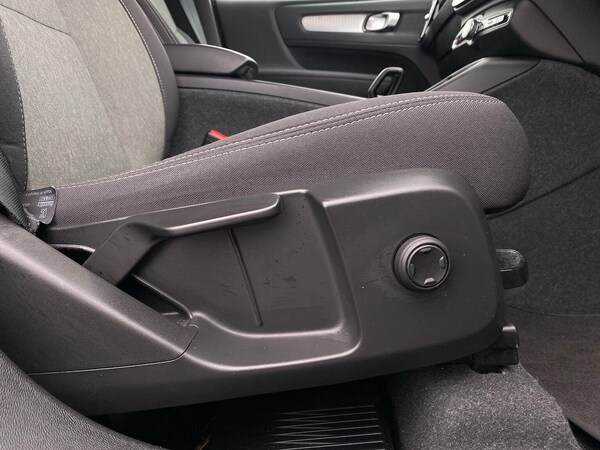 Used Volvo XC40 2023 for sale - 76299444: Photo 30