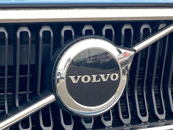 Used Volvo XC40 2023 for sale - 76299444: Photo 32