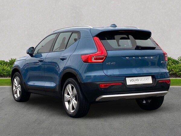 Used Volvo XC40 2023 for sale - 76299444: Photo 3