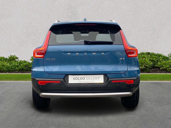 Used Volvo XC40 2023 for sale - 76299444: Photo 5