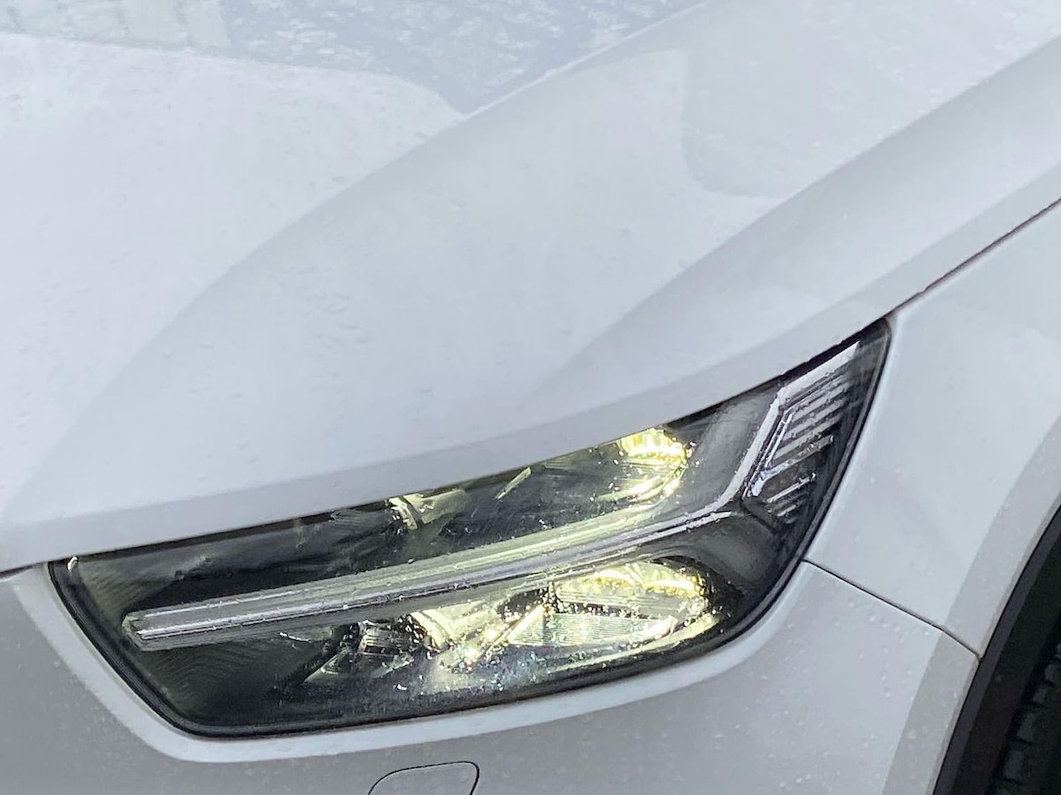 Used Volvo XC40 2020 for sale - 76527332: Photo 34