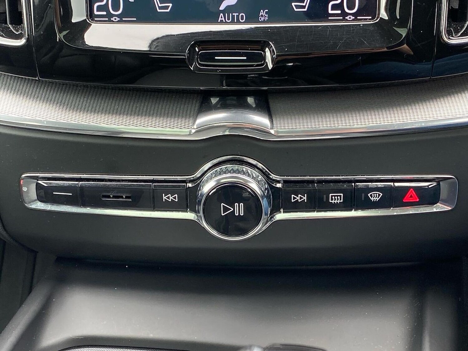 Used Volvo XC60 2018 for sale - 78191267: Photo 14