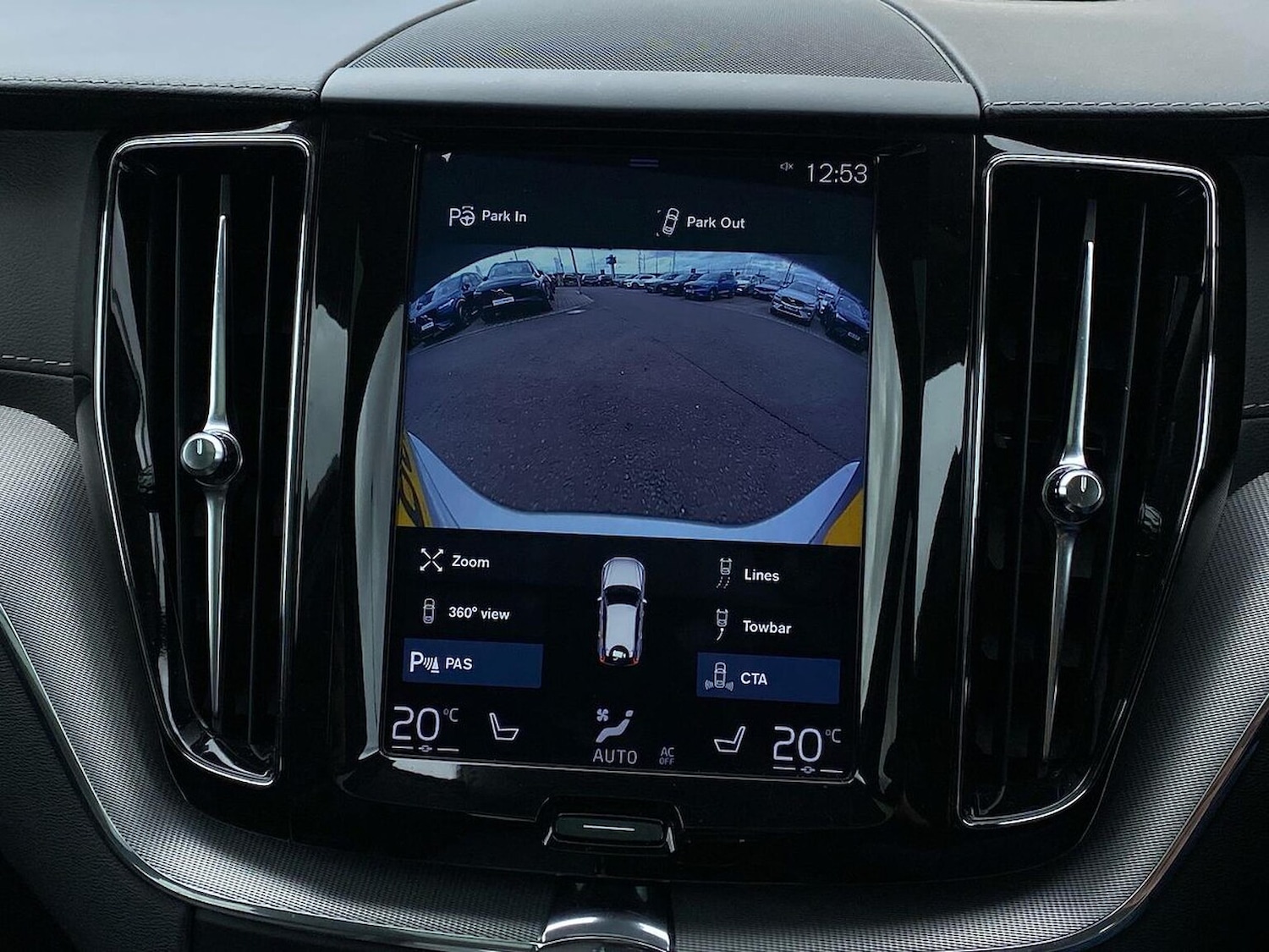 Used Volvo XC60 2018 for sale - 78191267: Photo 25