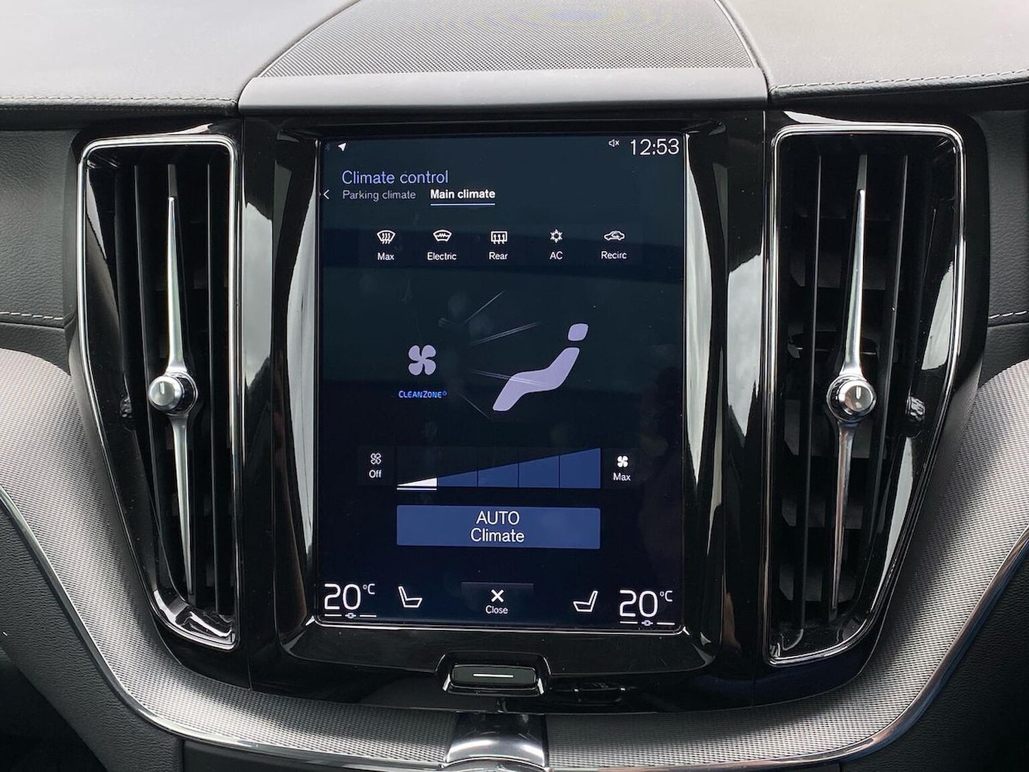 Used Volvo XC60 2018 for sale - 78191267: Photo 27