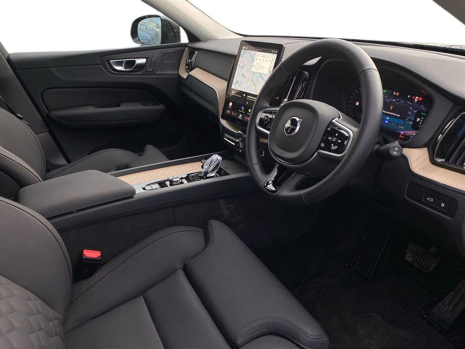 Used Volvo XC60 2025 for sale - 77489730: Photo 15