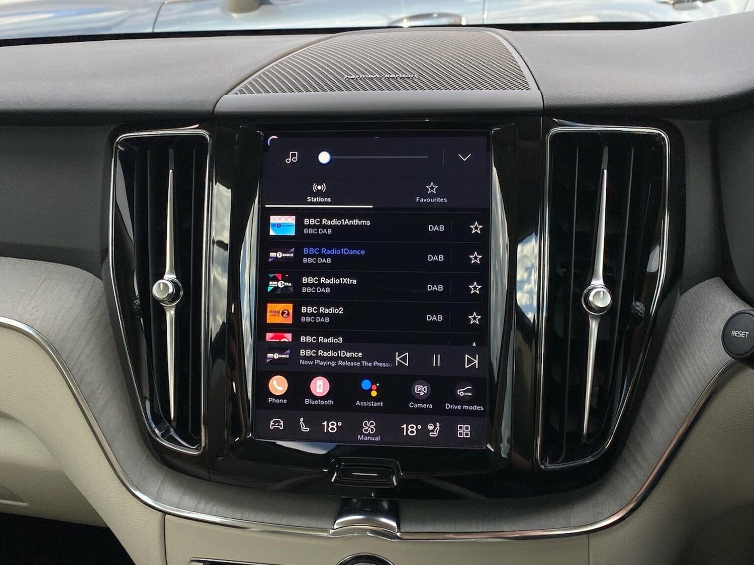 Used Volvo XC60 2023 for sale - 78191273: Photo 13