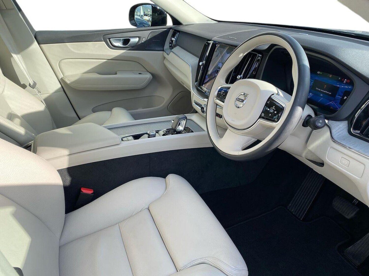 Used Volvo XC60 2023 for sale - 78191273: Photo 17