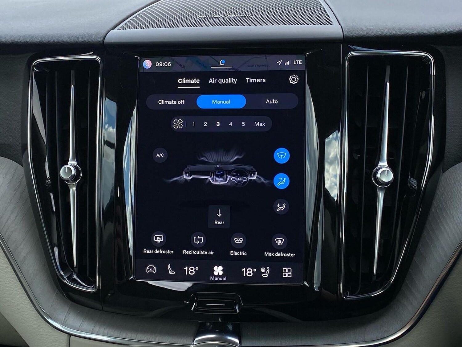 Used Volvo XC60 2023 for sale - 78191273: Photo 27