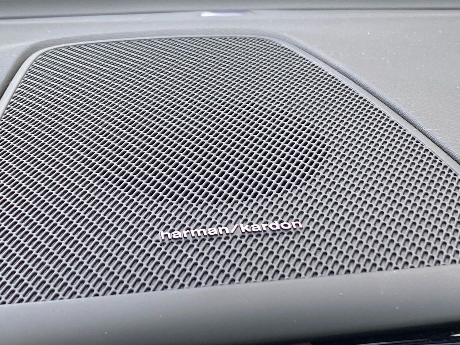 Used Volvo XC60 2023 for sale - 78191273: Photo 33