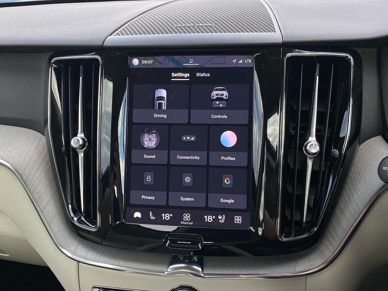 Used Volvo XC60 2023 for sale - 78191273: Photo 42