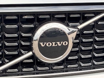 Used Volvo XC40 2024 for sale - 79341093: Photo