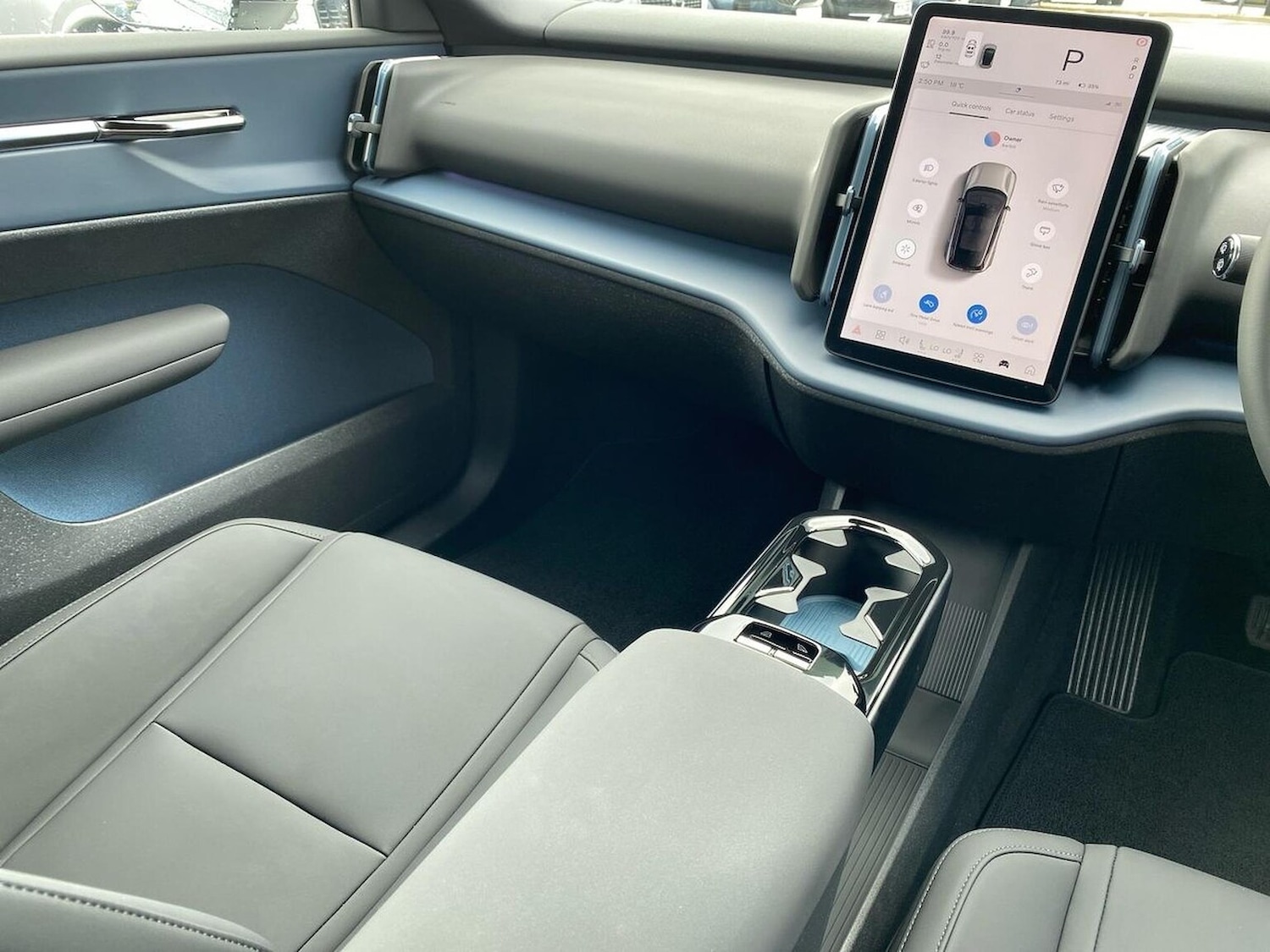 Used Volvo EX30 2025 for sale - 77984046: Photo 13