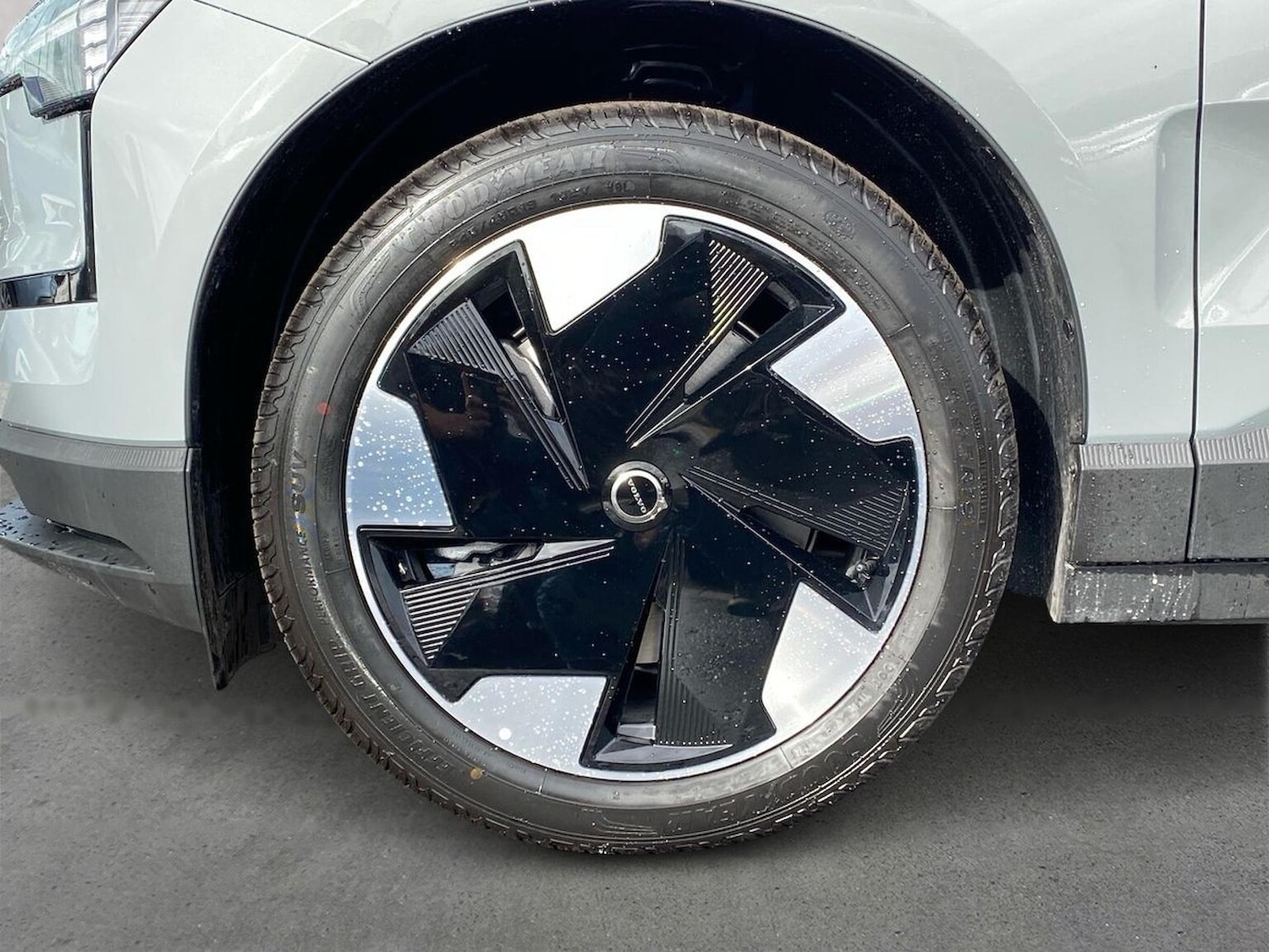 Used Volvo EX30 2025 for sale - 77984046: Photo 6