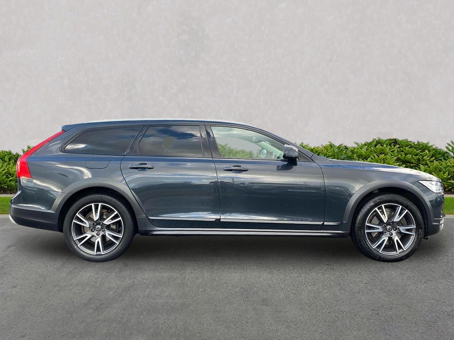 Used Volvo V90 2020 for sale - 76107134: Photo 4