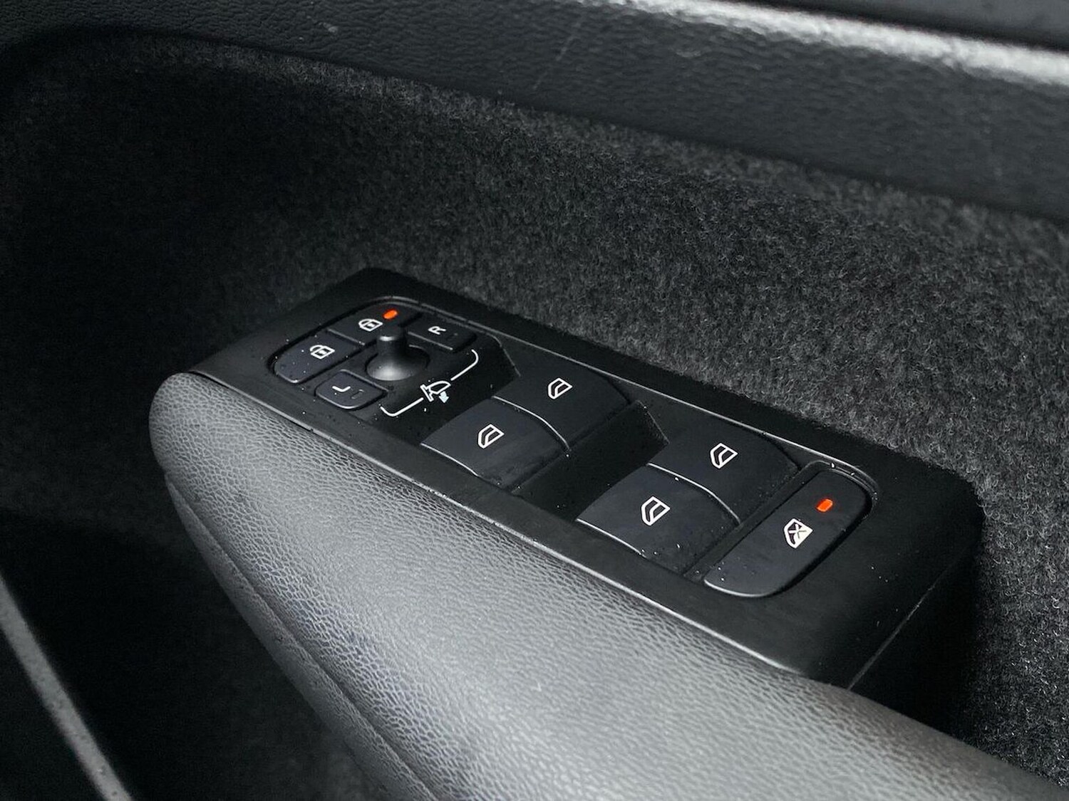 Used Volvo XC40 2022 for sale - 78191244: Photo 23