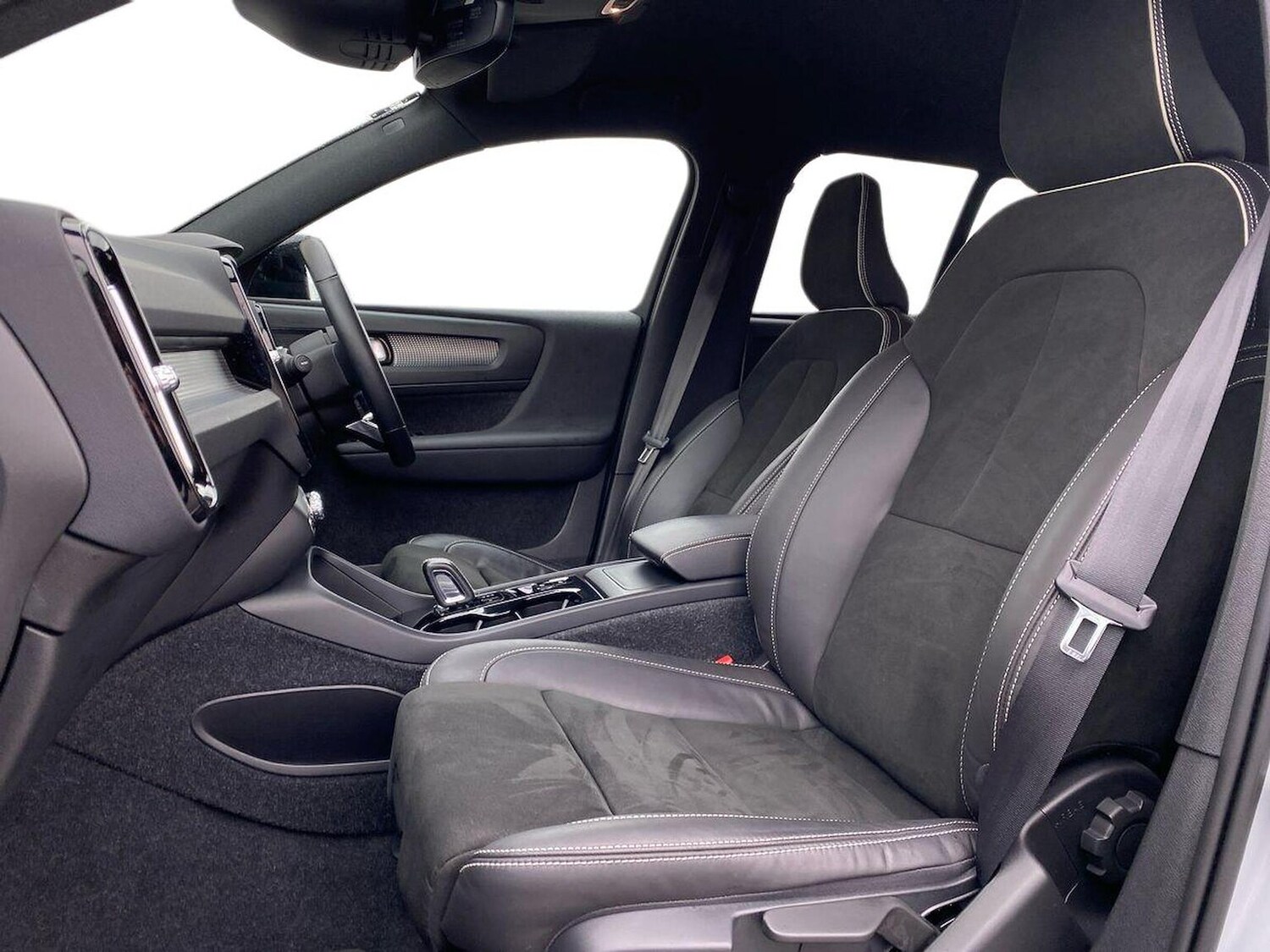 Used Volvo XC40 2022 for sale - 78191244: Photo 9