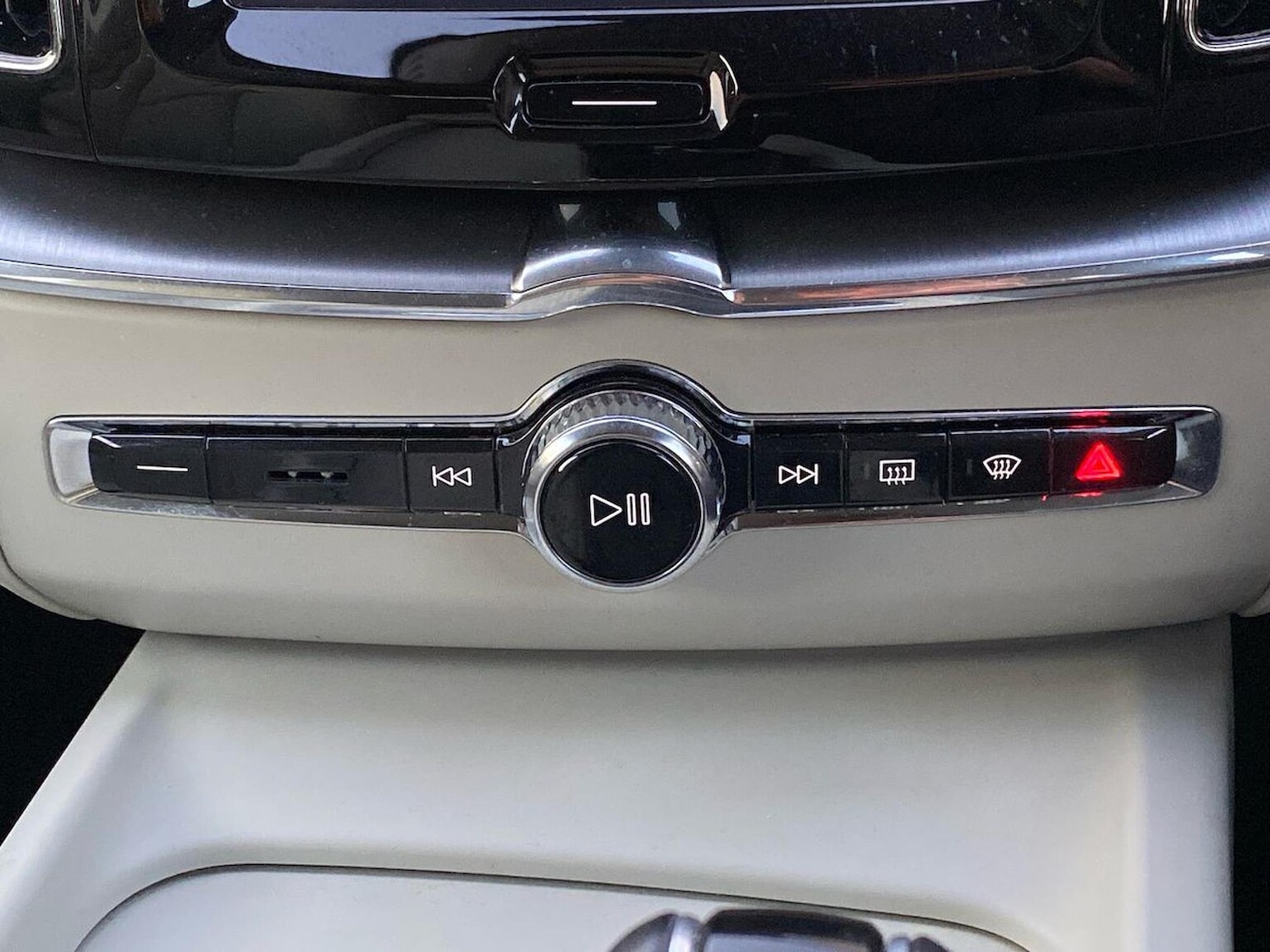 Used Volvo XC60 2019 for sale - 76471071: Photo 13