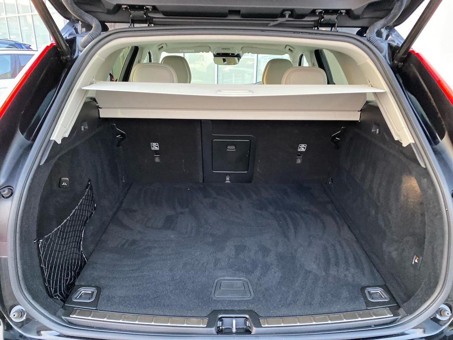 Used Volvo XC60 2019 for sale - 76471071: Photo 18