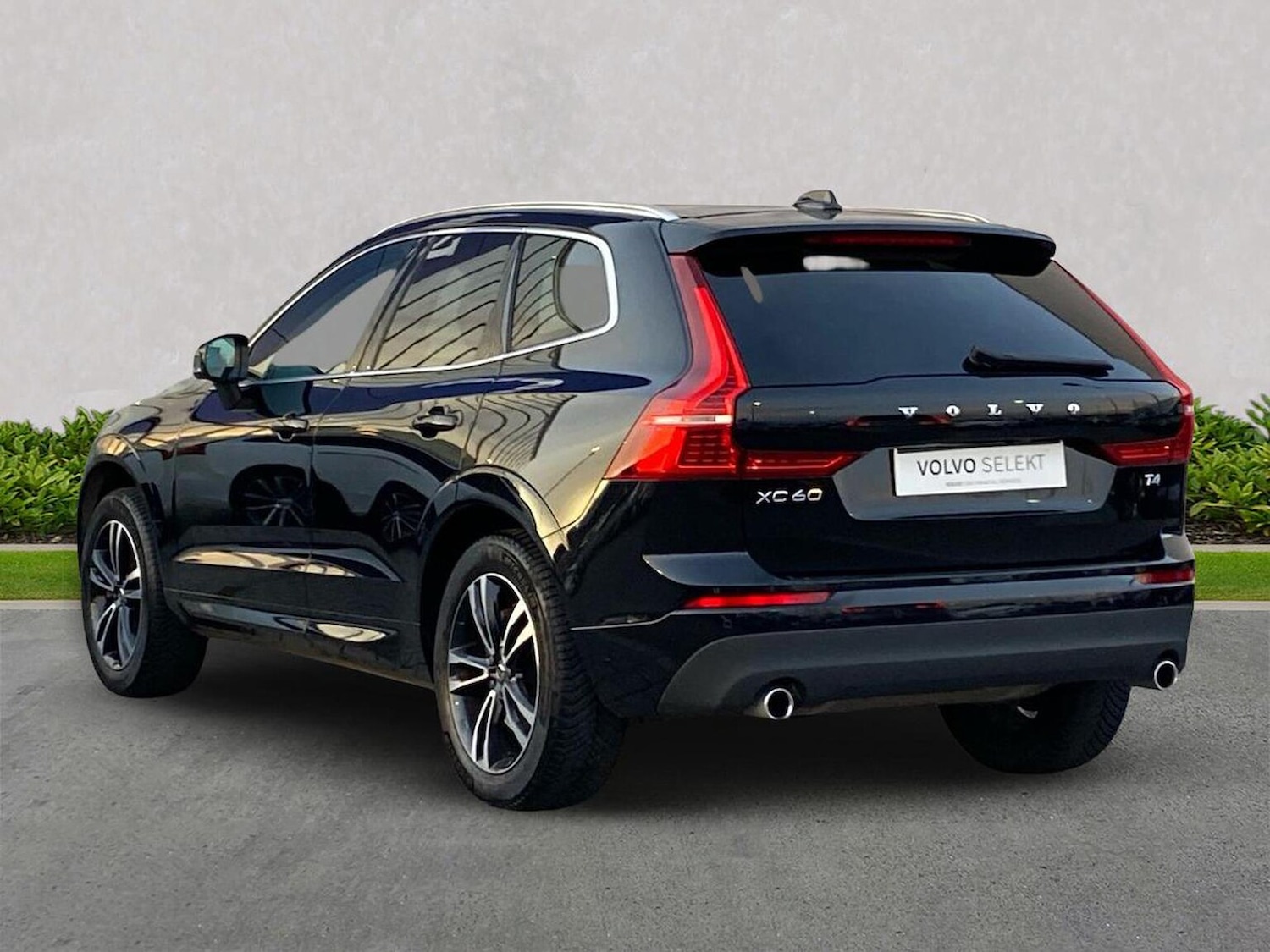 Used Volvo XC60 2019 for sale - 76471071: Photo 3