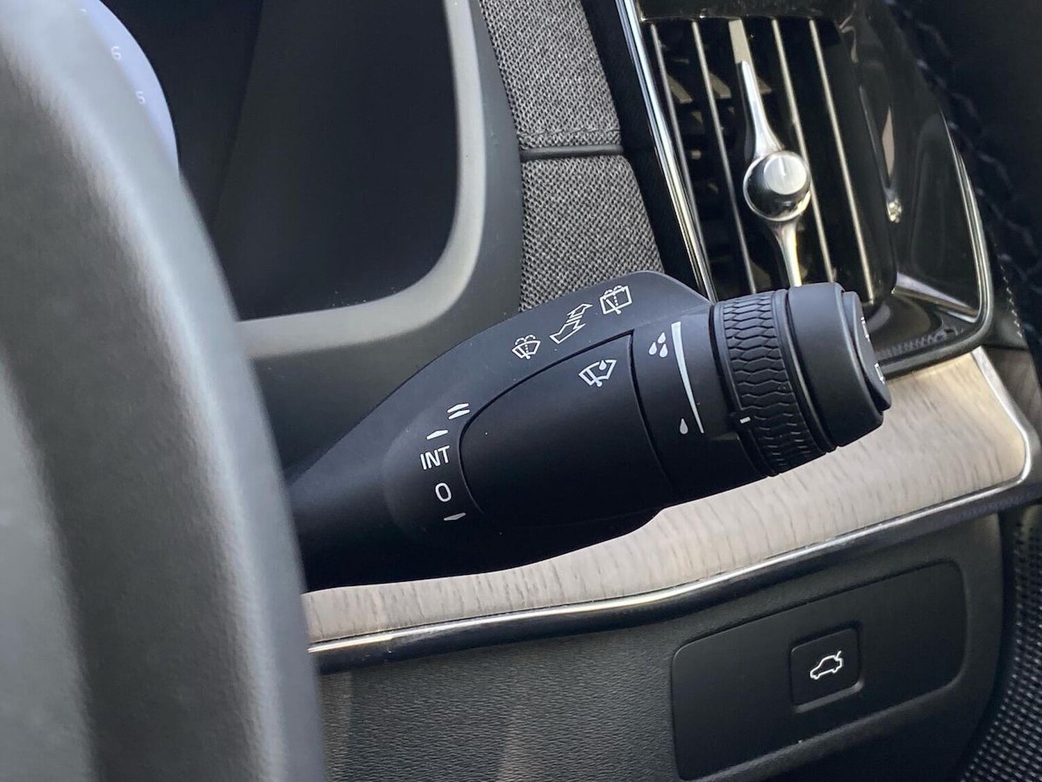 Used Volvo XC90 2025 for sale - 78191123: Photo 30