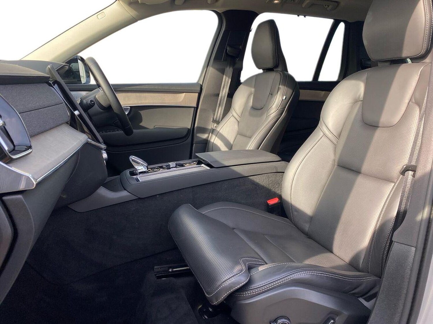 Used Volvo XC90 2025 for sale - 78191123: Photo 9