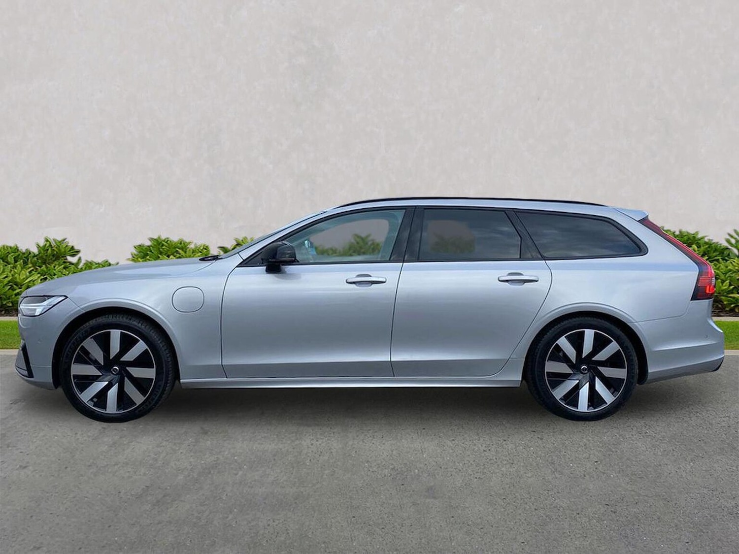 Used Volvo V90 2025 for sale - 78064465: Photo 19