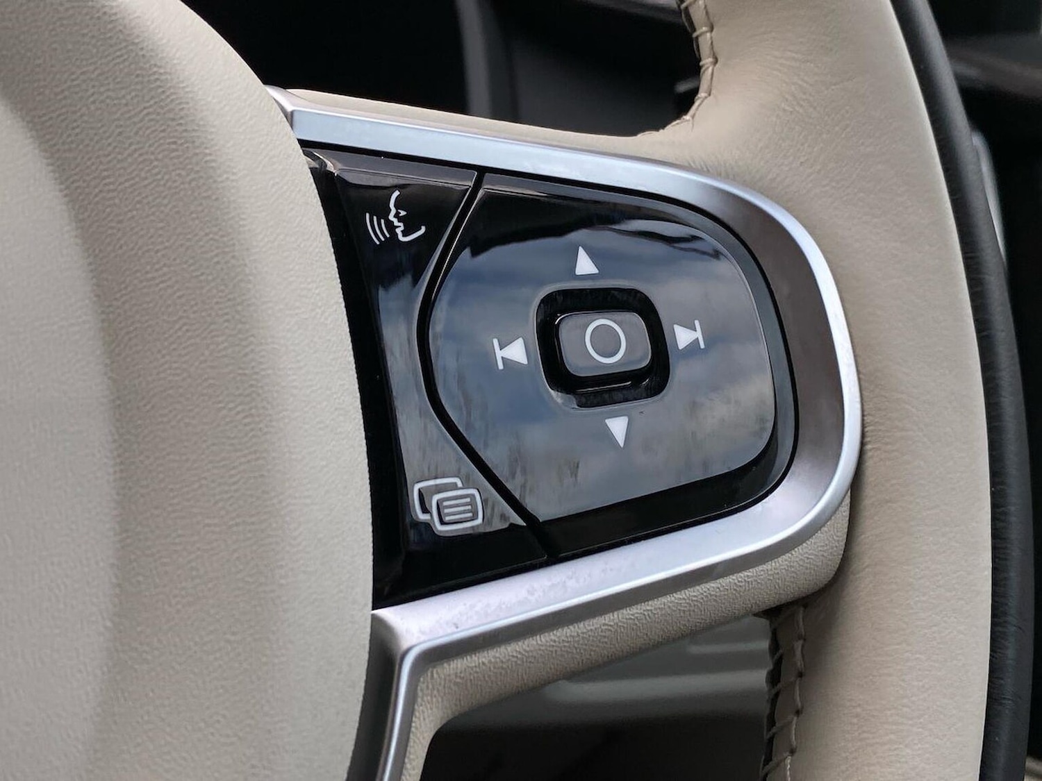 Used Volvo V90 2025 for sale - 78064465: Photo 26