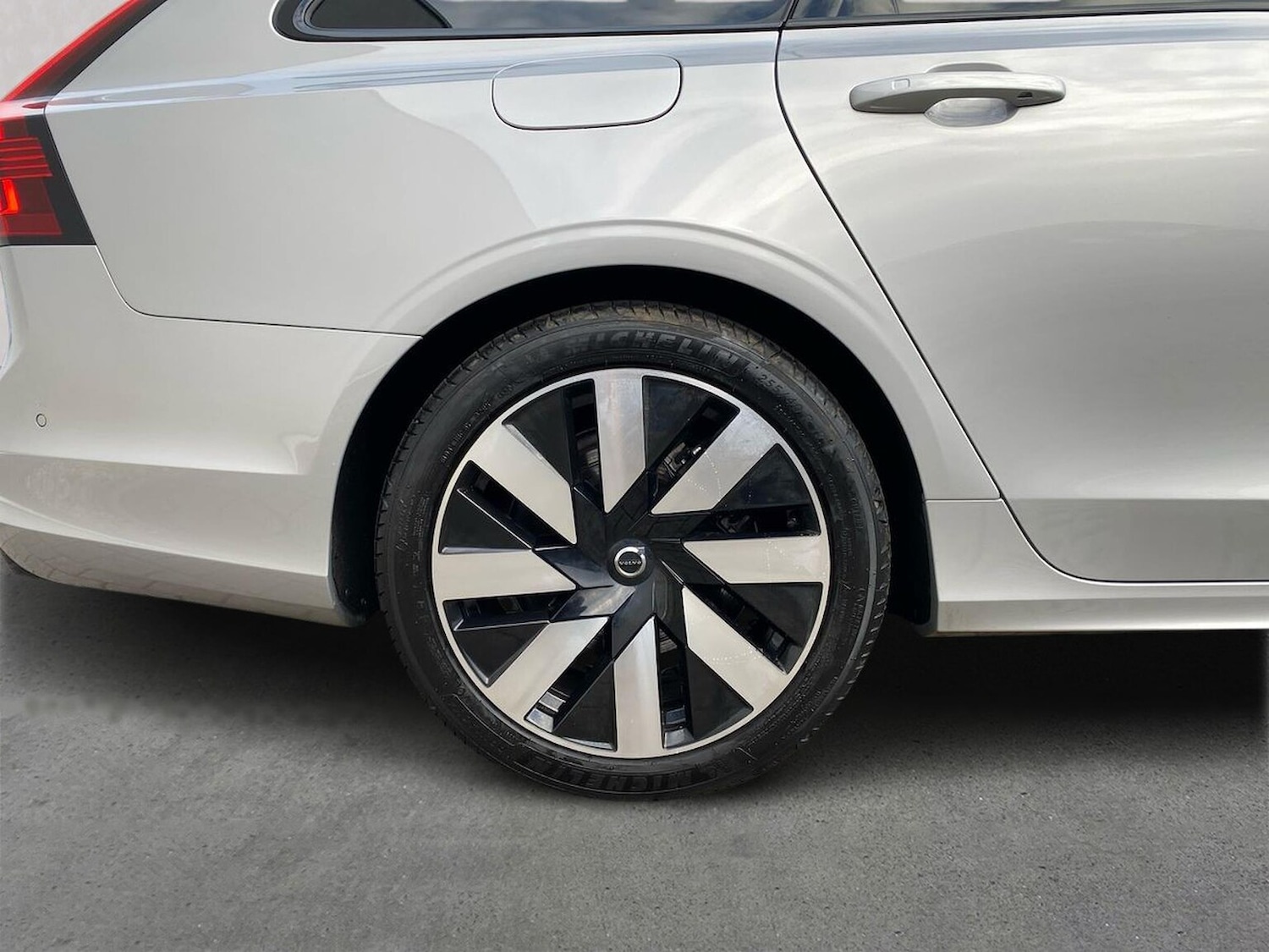 Used Volvo V90 2025 for sale - 78064465: Photo 6