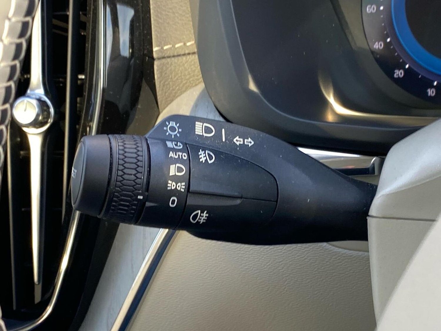 Used Volvo XC60 2025 for sale - 76643588: Photo 30