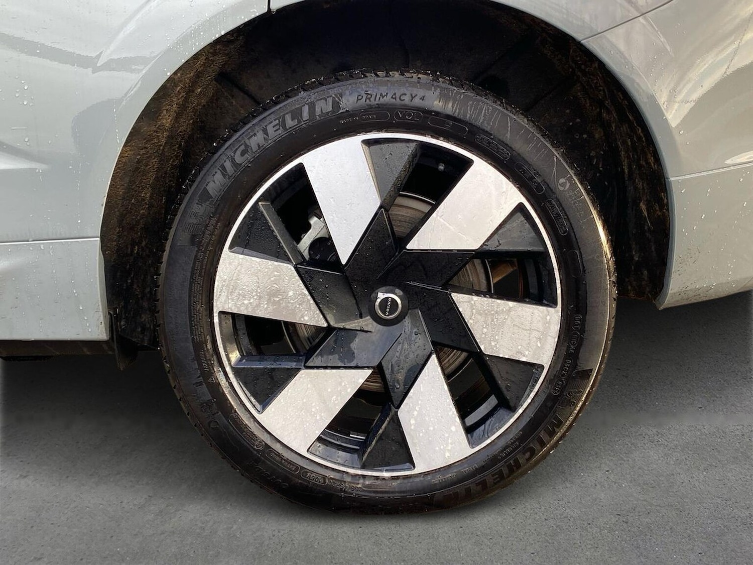 Used Volvo XC60 2025 for sale - 76643588: Photo 7