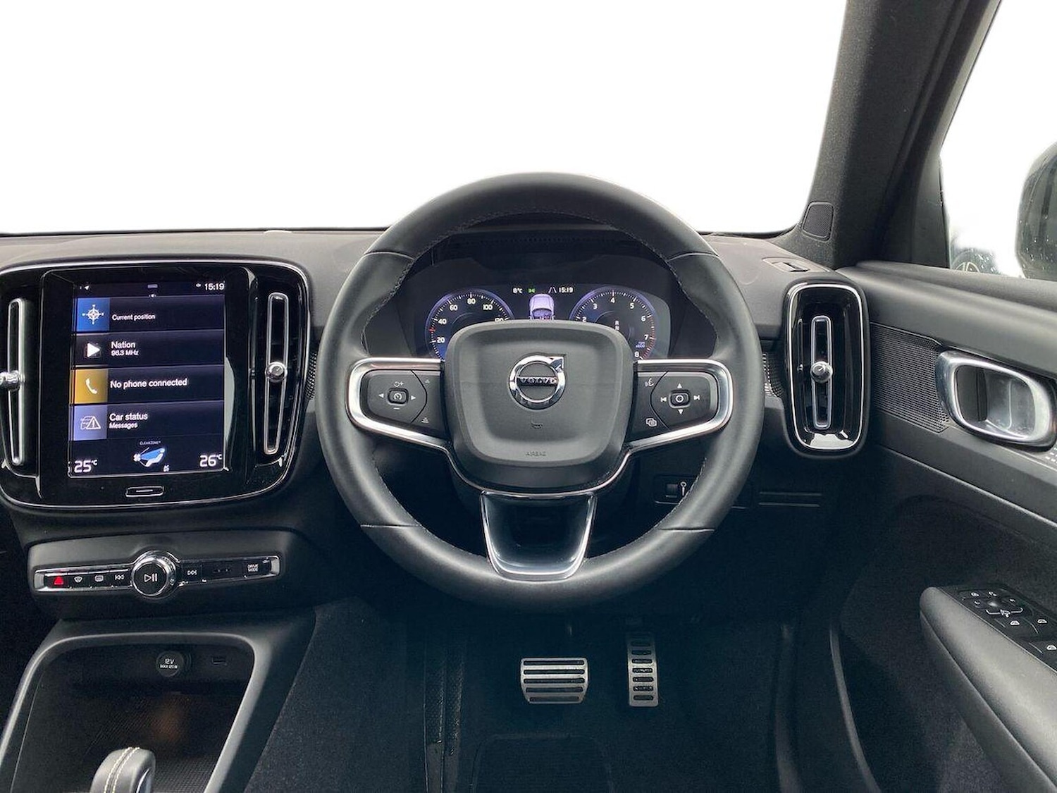 Used Volvo XC40 2021 for sale - 76369141: Photo 10