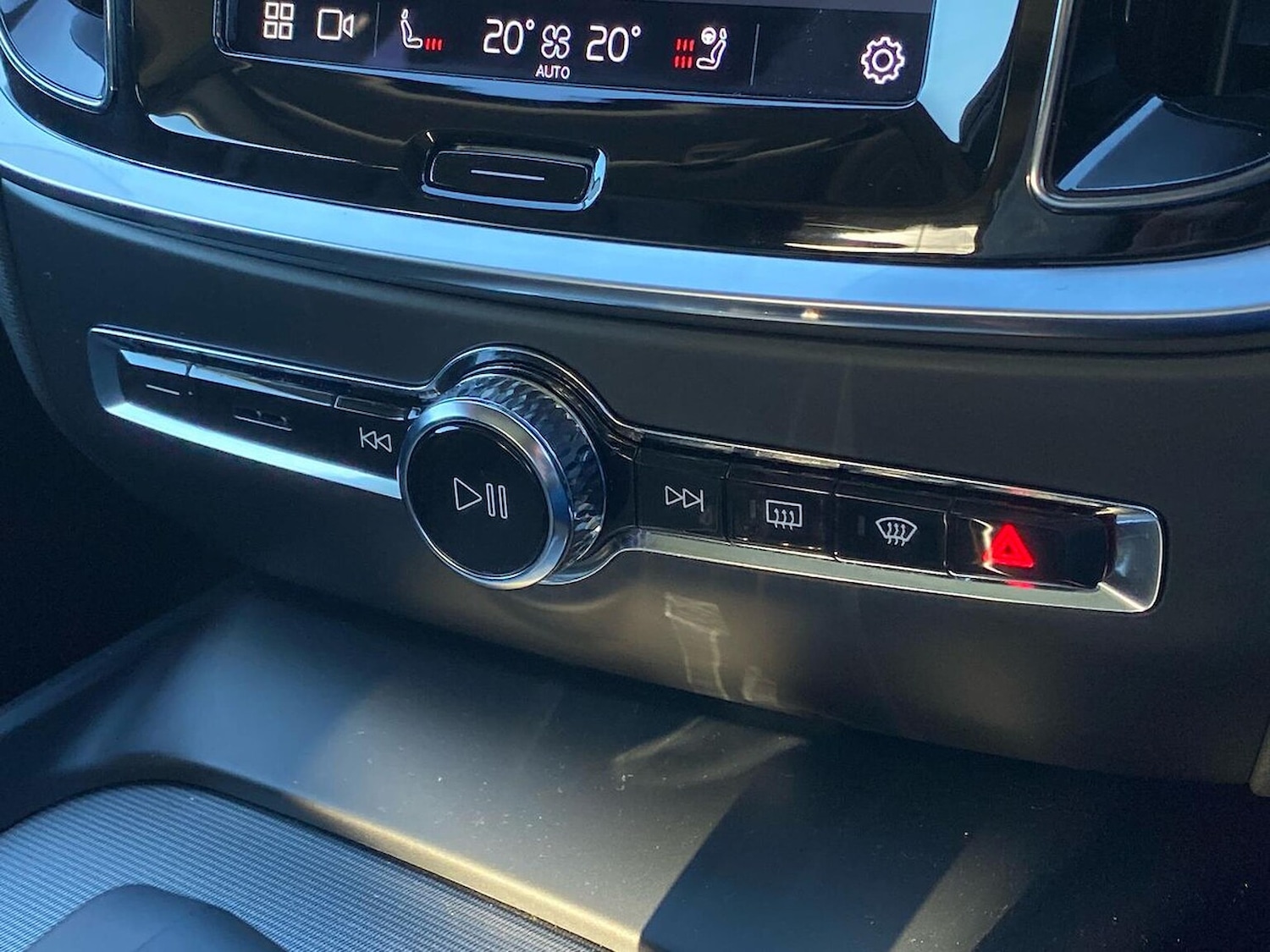 Used Volvo V60 2023 for sale - 76605561: Photo 13