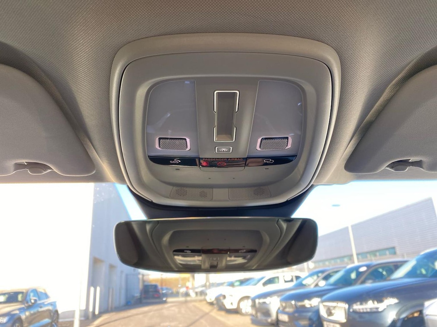 Used Volvo V60 2023 for sale - 76605561: Photo 15