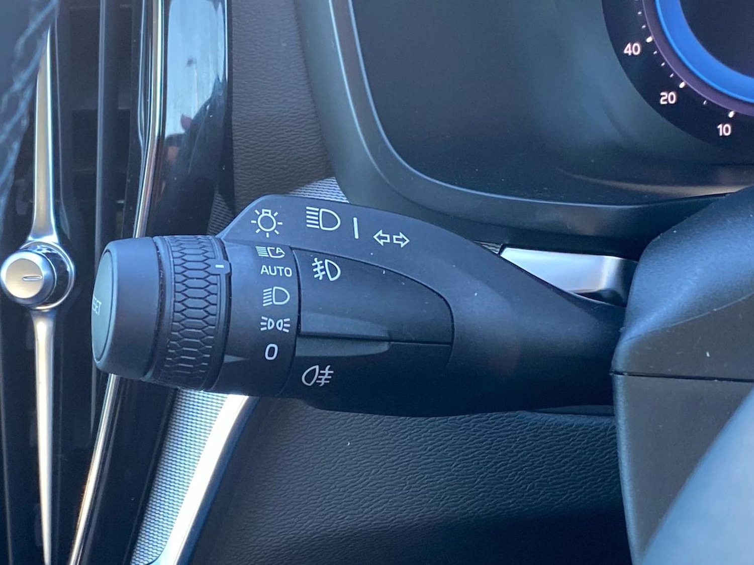 Used Volvo V60 2023 for sale - 76605561: Photo 30