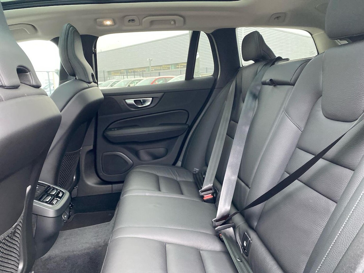 Used Volvo V60 2025 for sale - 77984049: Photo 16