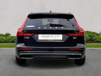 Used Volvo V60 2025 for sale - 77984049: Photo