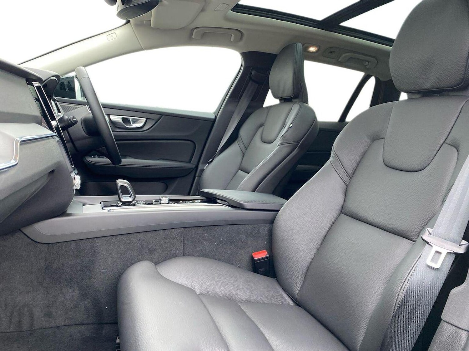 Used Volvo V60 2025 for sale - 77984049: Photo 7