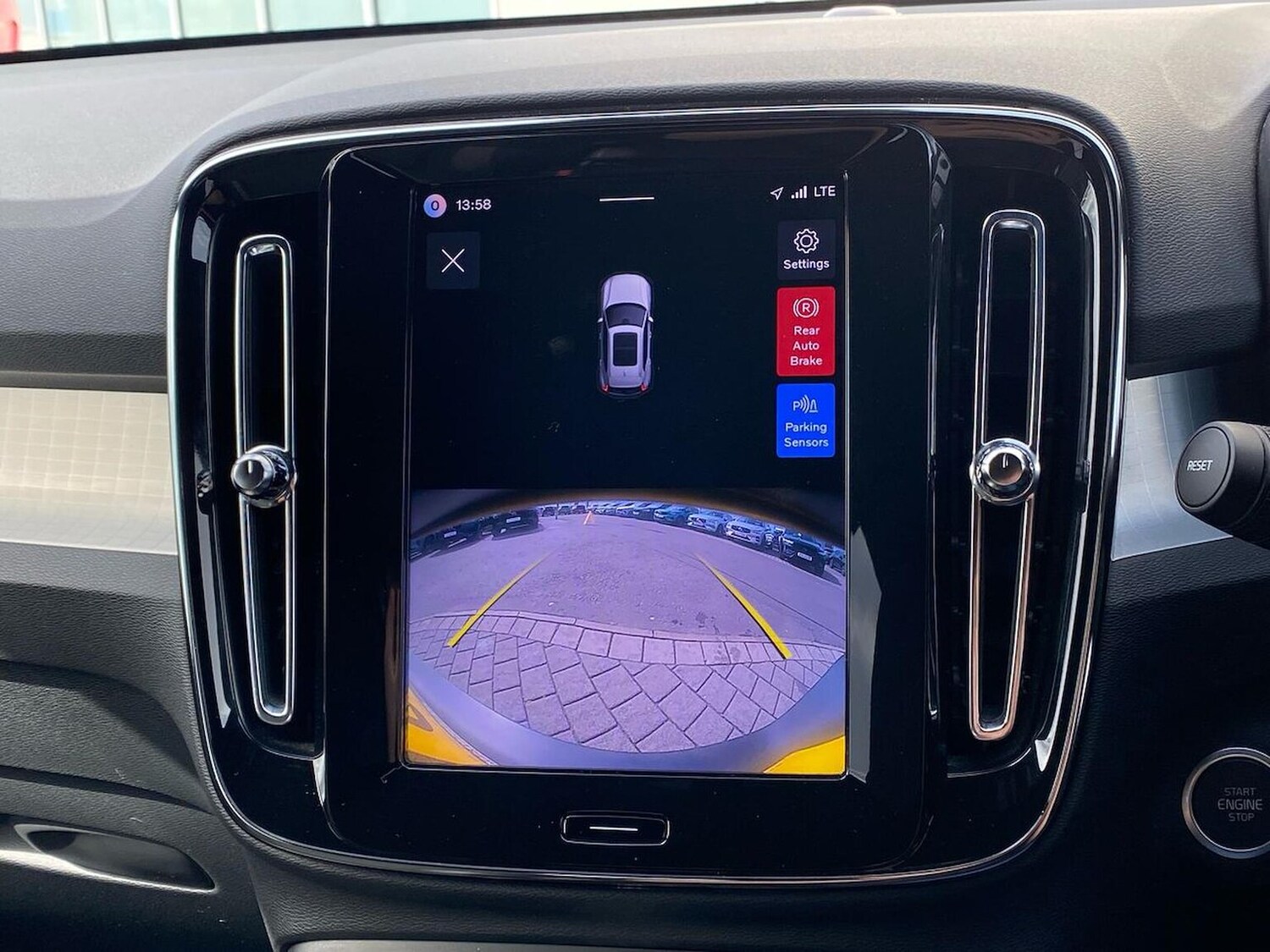 Used Volvo XC40 2025 for sale - 78191134: Photo 24