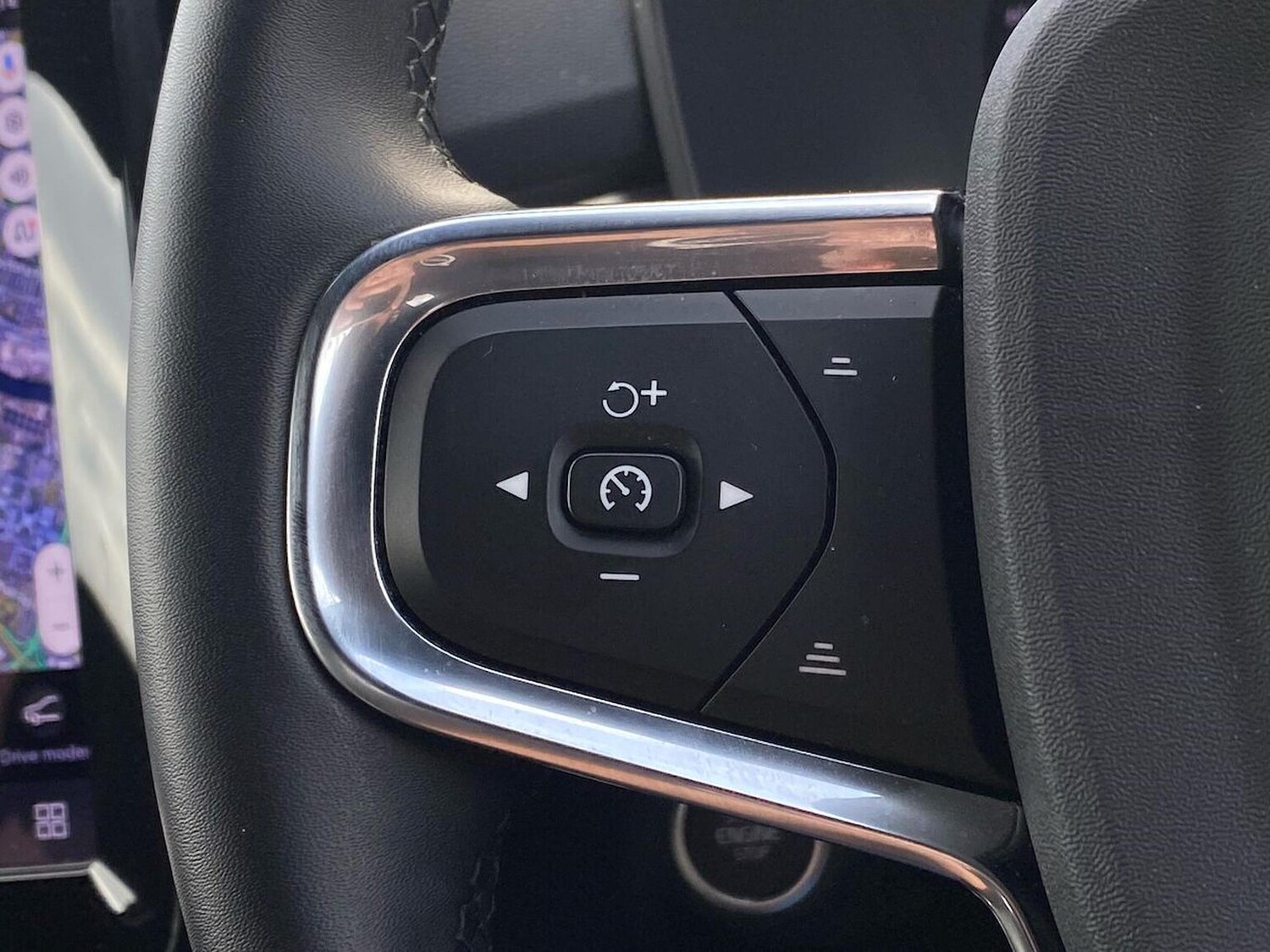 Used Volvo XC40 2025 for sale - 78191134: Photo 28