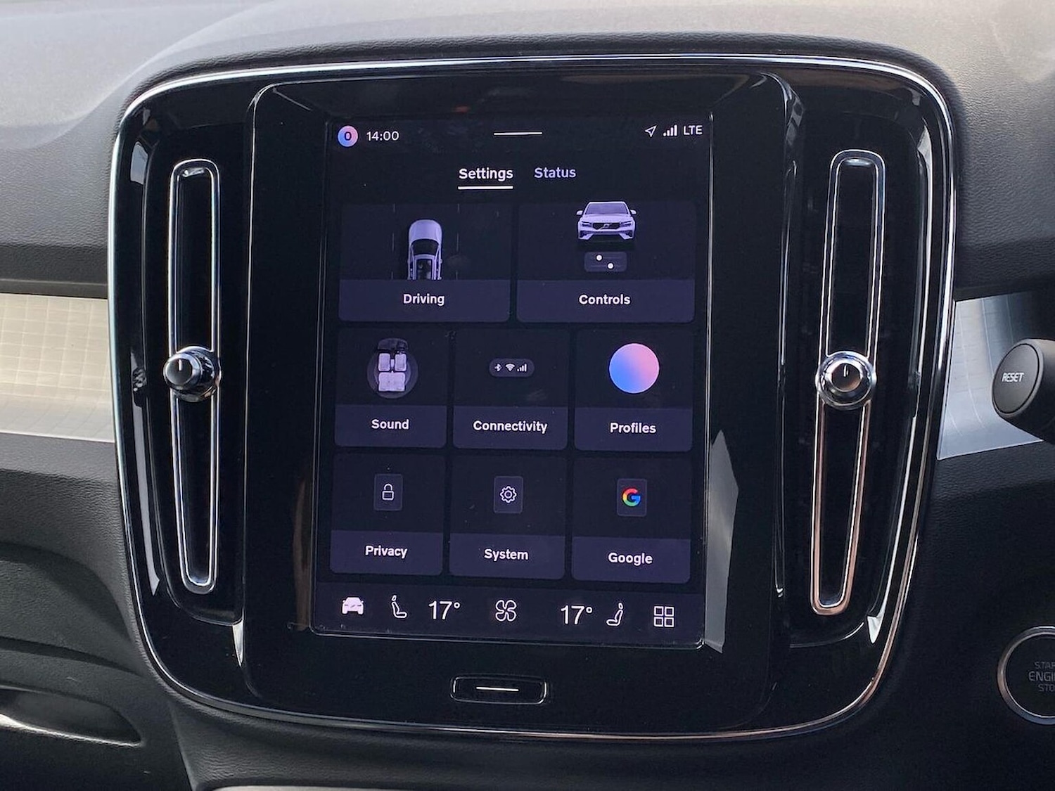 Used Volvo XC40 2025 for sale - 78191134: Photo 37