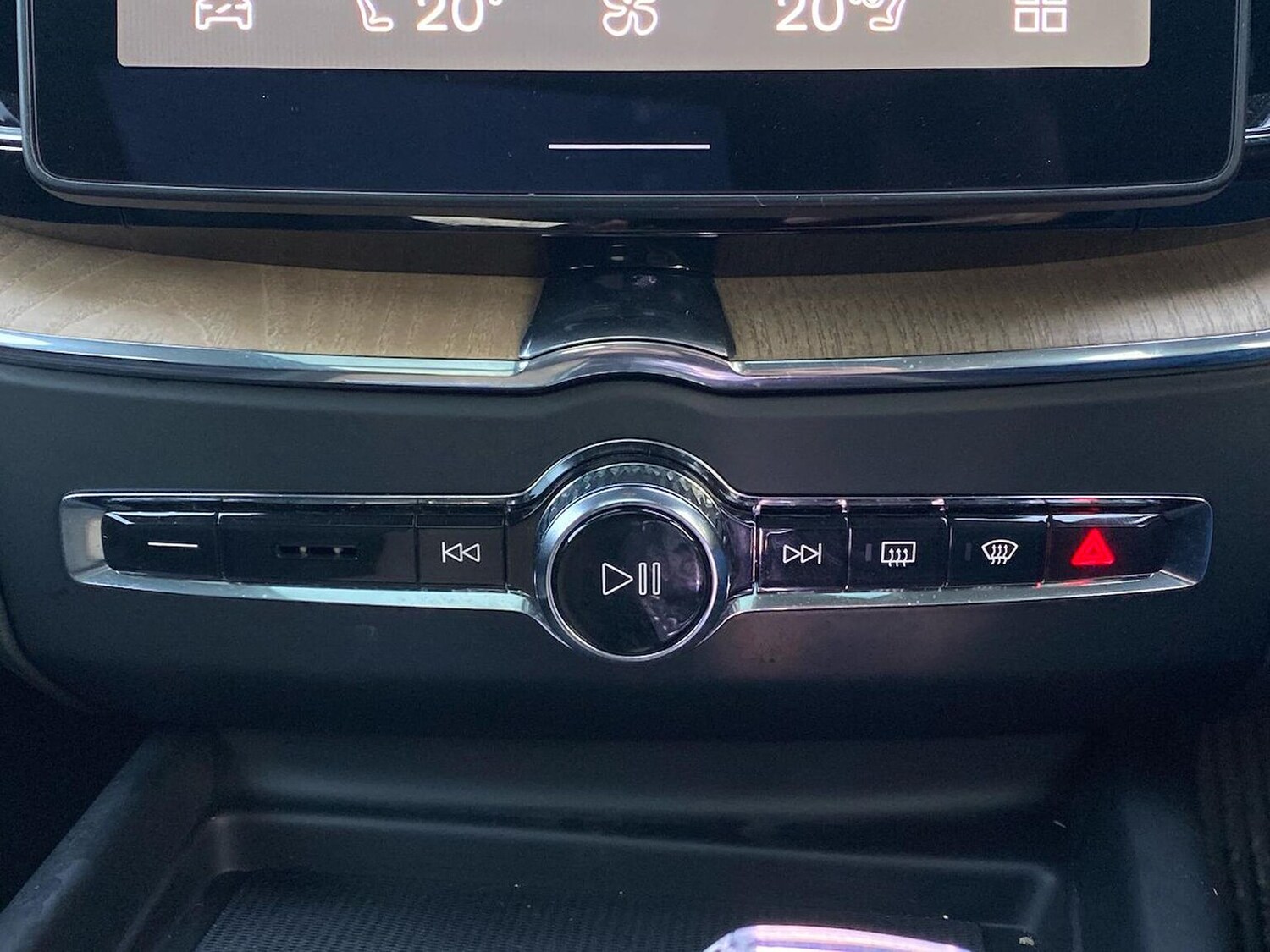 Used Volvo XC60 2025 for sale - 77489719: Photo 12