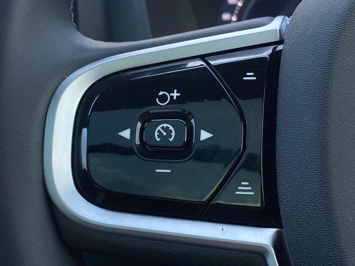 Used Volvo XC60 2025 for sale - 77489719: Photo 27