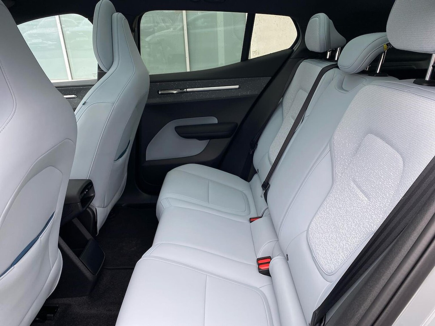 Used Volvo EX30 2025 for sale - 76114370: Photo 16