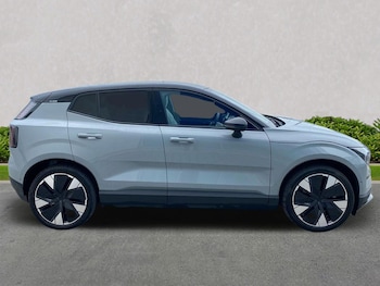 Used Volvo EX30 2025 for sale - 76114370: Photo 3